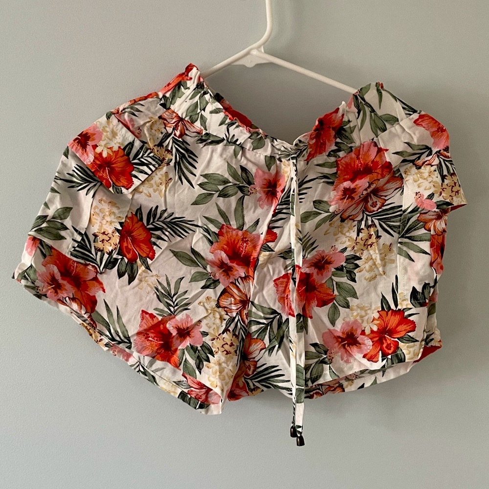 NWOT Floral Shorts